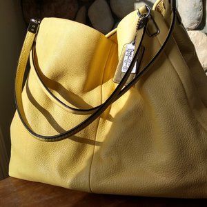 Coach Madison Phoebe Shoulder Bag - Light Gold/Yellow